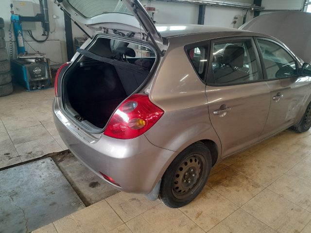 bontott KIA CEED ABS Kocka