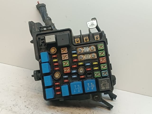 bontott KIA CEED Biztosítéktábla Motortér