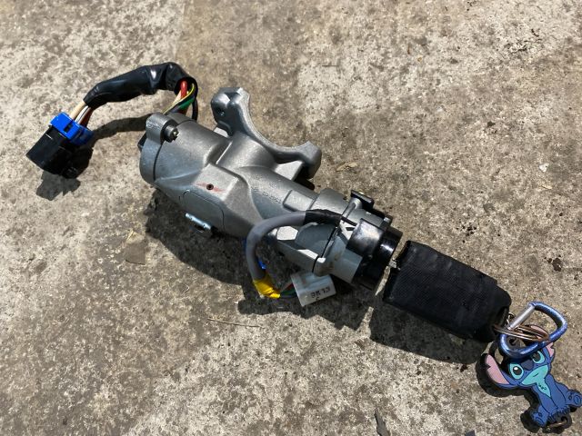 bontott KIA CEED Gyújtáskapcsoló Házzal