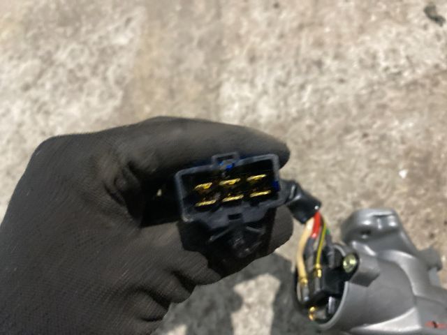 bontott KIA CEED Gyújtáskapcsoló Házzal