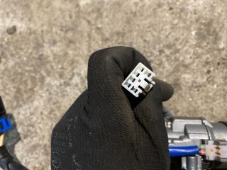 bontott KIA CEED Gyújtáskapcsoló Házzal