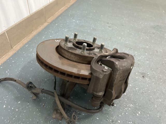 bontott KIA CEED Jobb első Csonkállvány Kerékaggyal