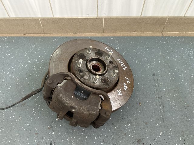 bontott KIA CEED Jobb első Csonkállvány Kerékaggyal