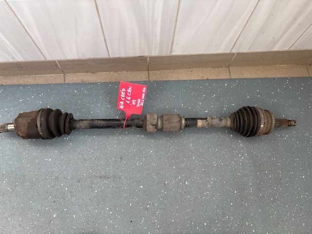 bontott KIA CEED Jobb Féltengely