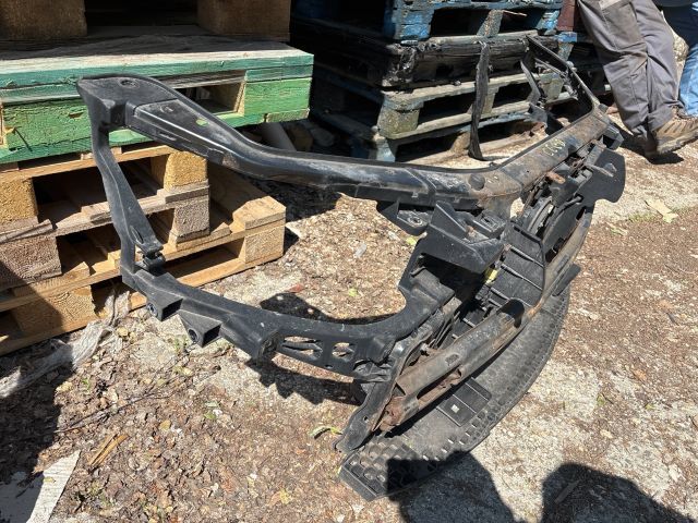 bontott KIA CEED Komplett Homlokfal (Részeivel)