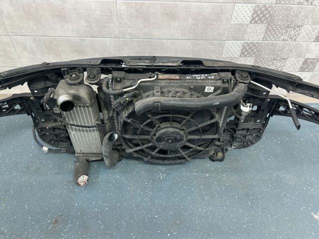 bontott KIA CEED Komplett Homlokfal (Részeivel)