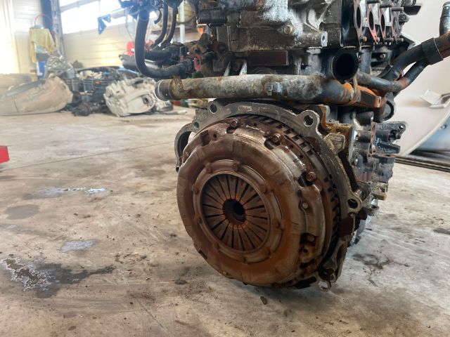 bontott KIA CEED Komplett Motor (Segédberendezésekkel)