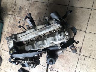 bontott KIA CEED Motor (Fűzött blokk hengerfejjel)