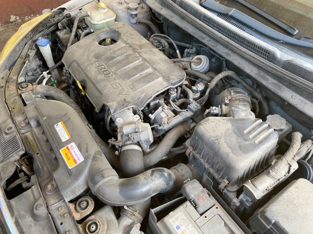 bontott KIA CEED Motor (Fűzött blokk hengerfejjel)