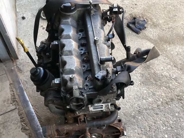 bontott KIA CEED Motor (Fűzött blokk hengerfejjel)