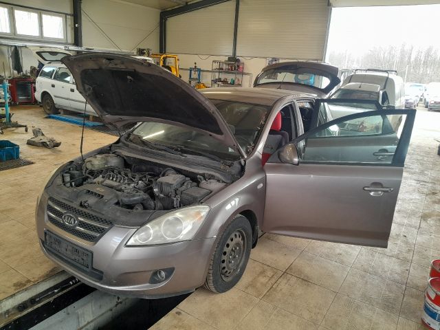 bontott KIA CEED Motor Tartó Bak Jobb