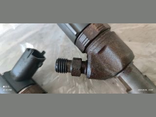 bontott KIA CEED Porlasztó Sor / Híd