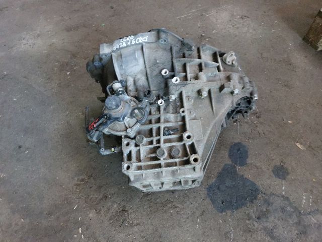 bontott KIA CEED Váltó (Mechanikus)