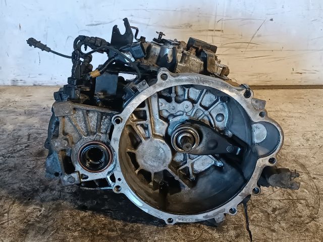 bontott KIA CEED Váltó (Mechanikus)