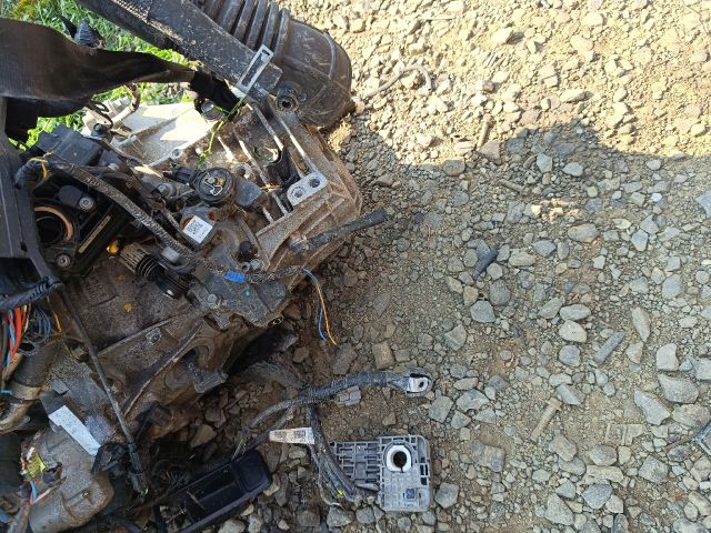 bontott KIA CEED Váltó (Mechanikus)