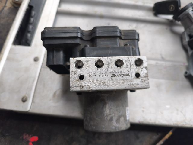 bontott KIA CEED ABS Kocka