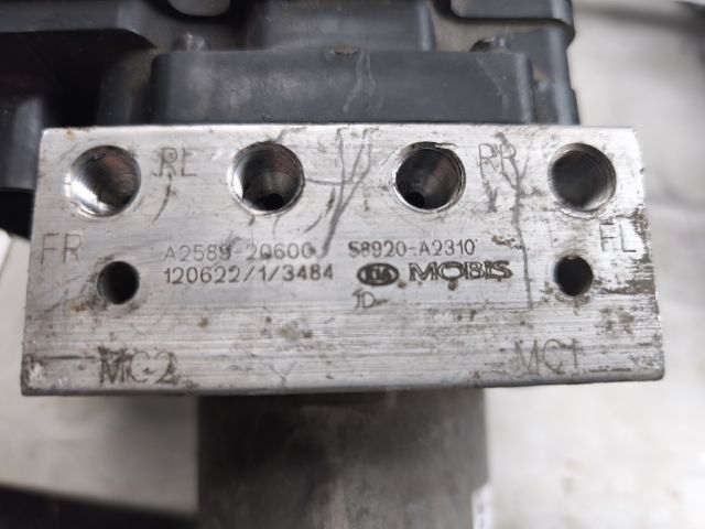 bontott KIA CEED ABS Kocka