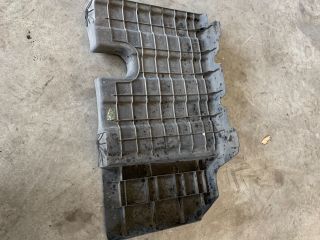 bontott KIA CEED Alsó Vezérlés Burkolat