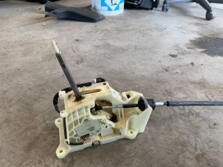 bontott KIA CEED Automata Váltókar