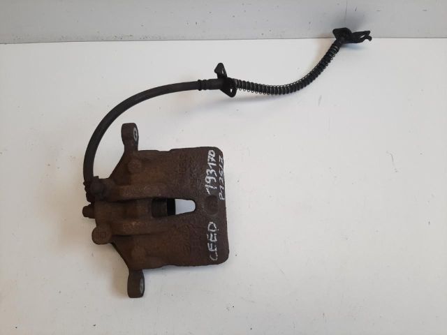 bontott KIA CEED Jobb első Féknyereg Munkahengerrel