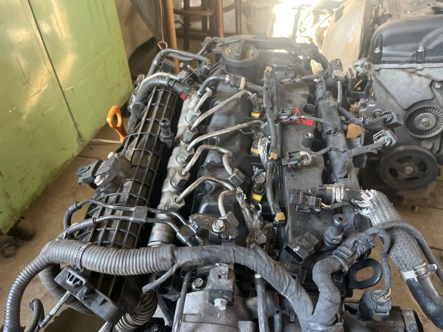 bontott KIA CEED Komplett Motor (Segédberendezésekkel)