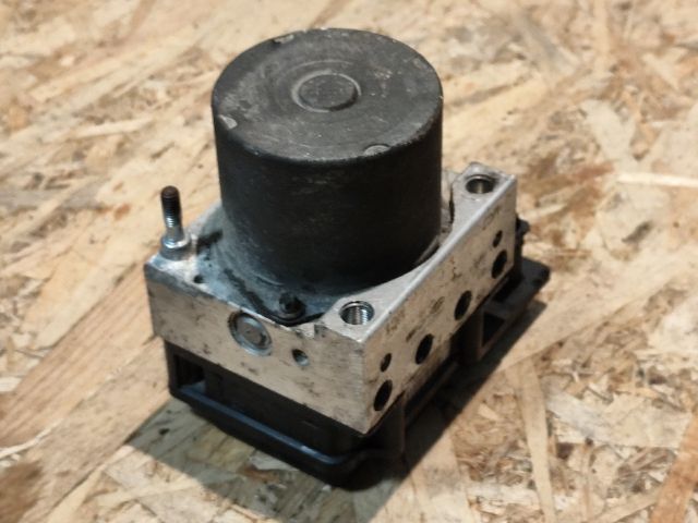 bontott KIA CEED ABS Kocka