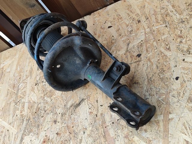 bontott KIA CEED Bal első Gólyaláb (Lengécsillapító, Rugó)