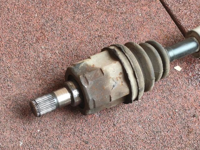 bontott KIA CEED Bal Féltengely