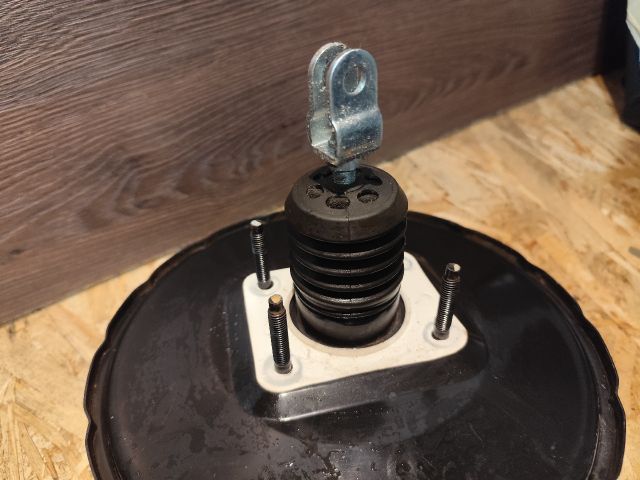 bontott KIA CEED Fékrásegítő