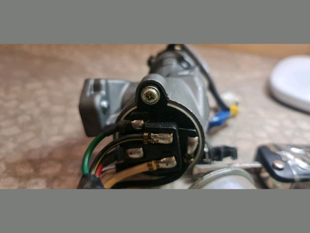 bontott KIA CEED Gyújtáskapcsoló Házzal