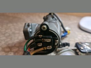 bontott KIA CEED Gyújtáskapcsoló Házzal