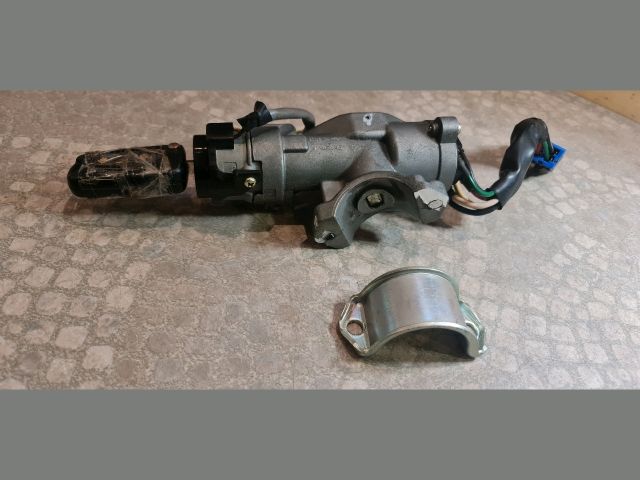 bontott KIA CEED Gyújtáskapcsoló Házzal