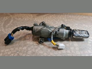 bontott KIA CEED Gyújtáskapcsoló Házzal