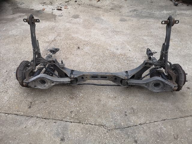 bontott KIA CEED Hátsó Futómű (Részeivel)
