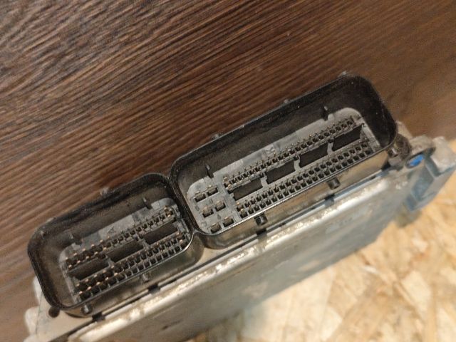 bontott KIA CEED Motorvezérlő