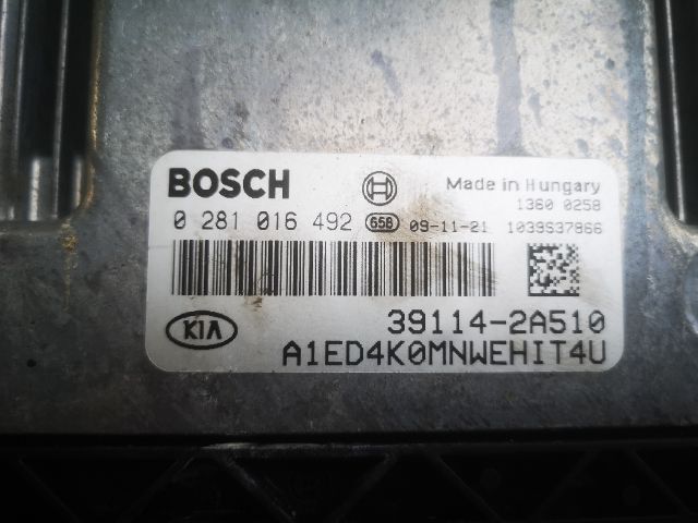 bontott KIA CEED Motorvezérlő