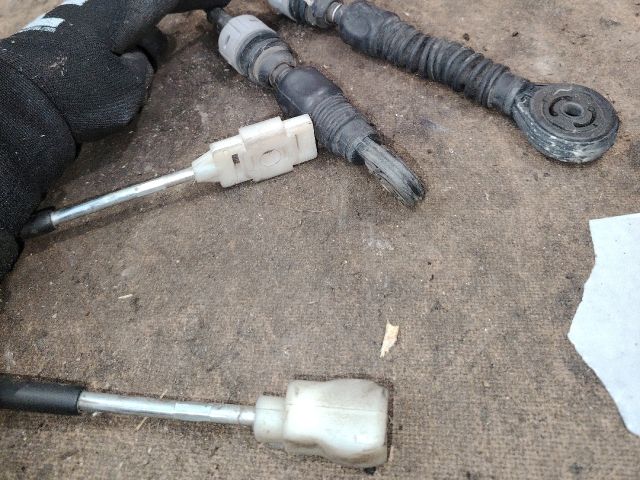 bontott KIA CEED Váltó Bowden