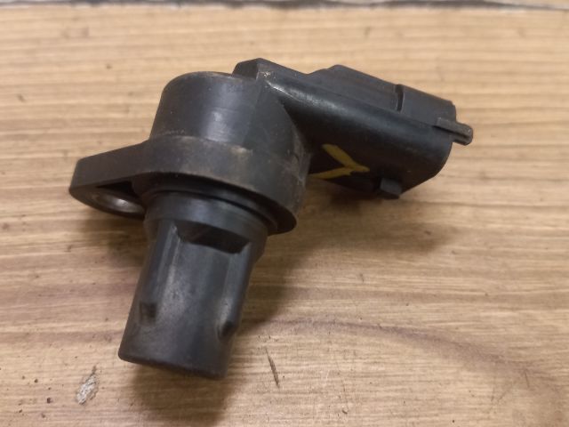 bontott KIA CEED Vezérműtengely Fordulatszám Jeladó