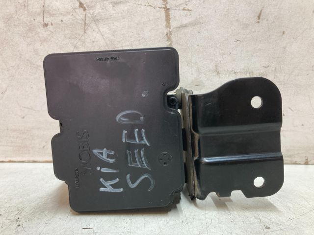 bontott KIA CEED ABS Kocka