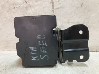 bontott KIA CEED ABS Kocka