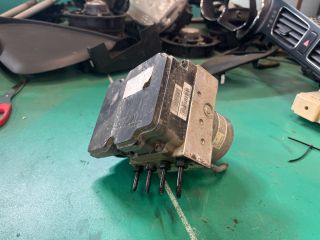 bontott KIA CEED ABS Kocka