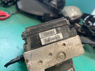 bontott KIA CEED ABS Kocka