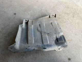 bontott KIA CEED Alsó Vezérlés Burkolat