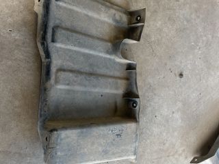 bontott KIA CEED Alsó Vezérlés Burkolat