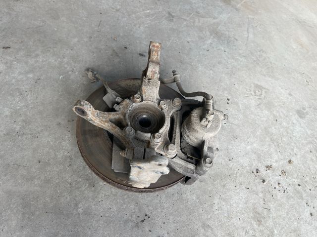 bontott KIA CEED Bal első Csonkállvány Kerékaggyal