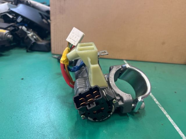 bontott KIA CEED Gyújtáskapcsoló