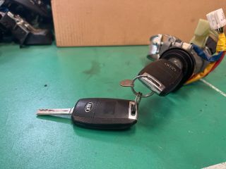 bontott KIA CEED Gyújtáskapcsoló