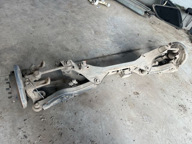 bontott KIA CEED Hátsó Híd (Tárcsafékes)