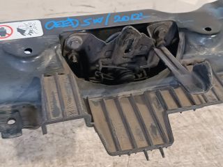 bontott KIA CEED Homlokfal (Üres lemez)