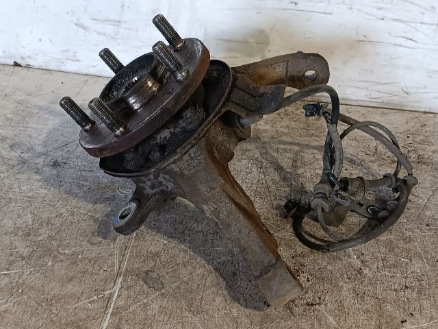 bontott KIA CEED Jobb első Csonkállvány Kerékaggyal